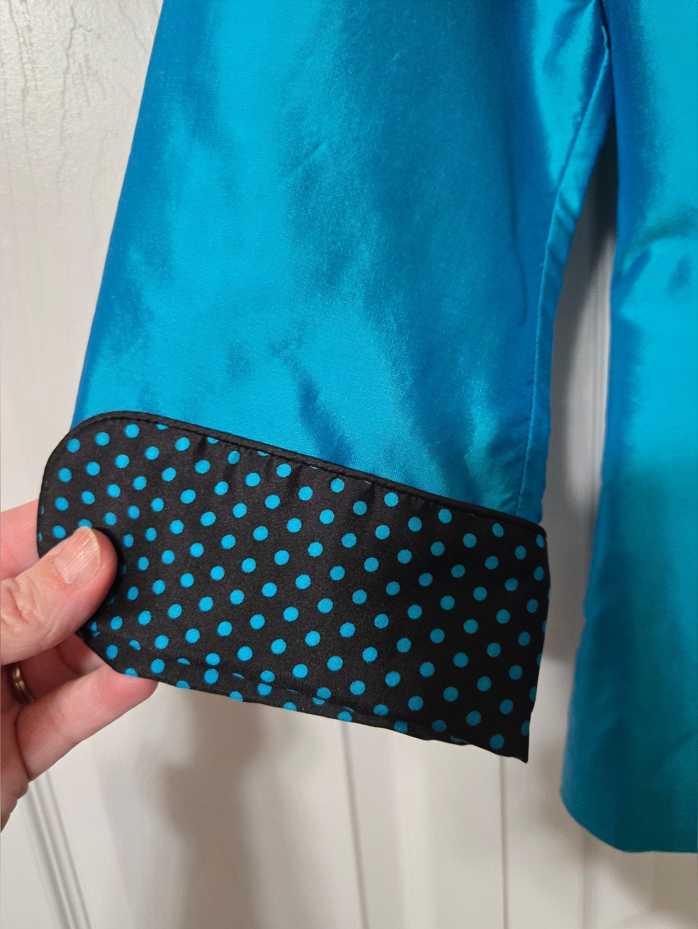 Teal Button Up Top w/Attached Poke a dot Belt, Size 6, Like New - Picture 13 of 14
